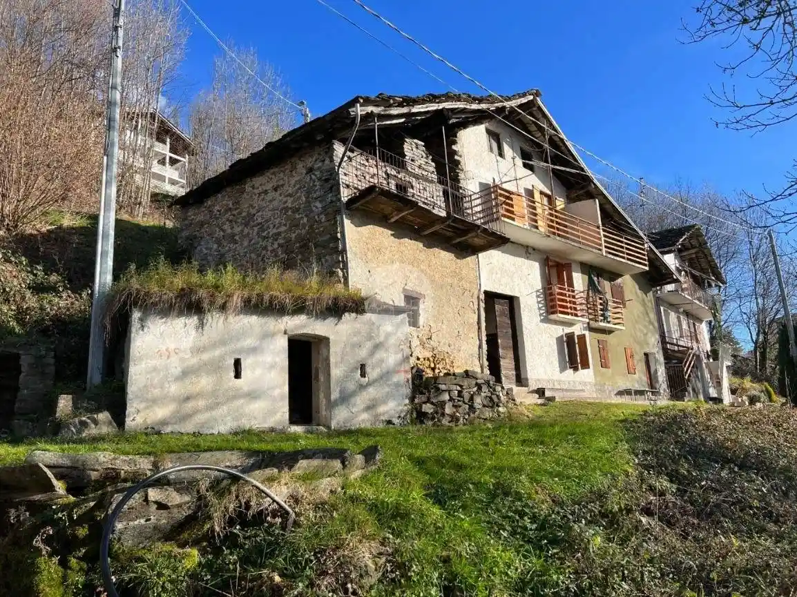 Casa indipendente in vendita a Monastero di Lanzo
