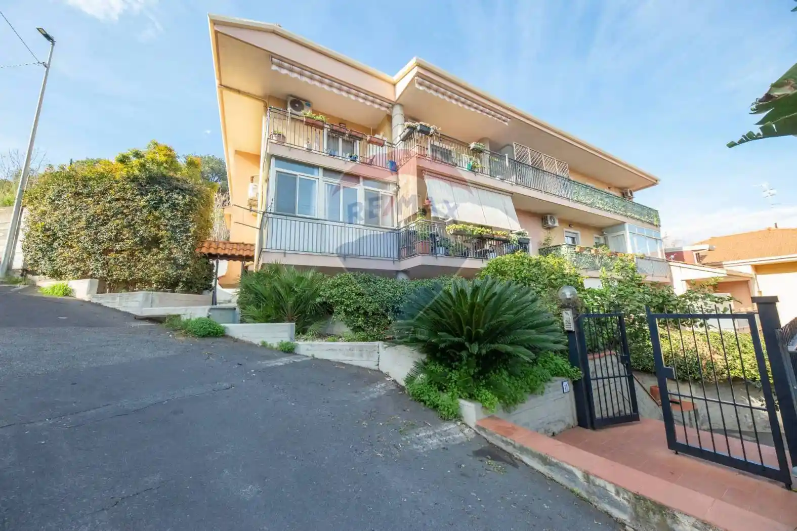 Appartamento in vendita a Aci Catena