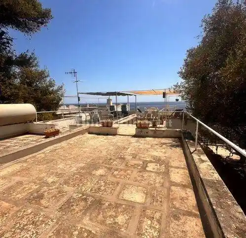 Appartamento in vendita a Castro