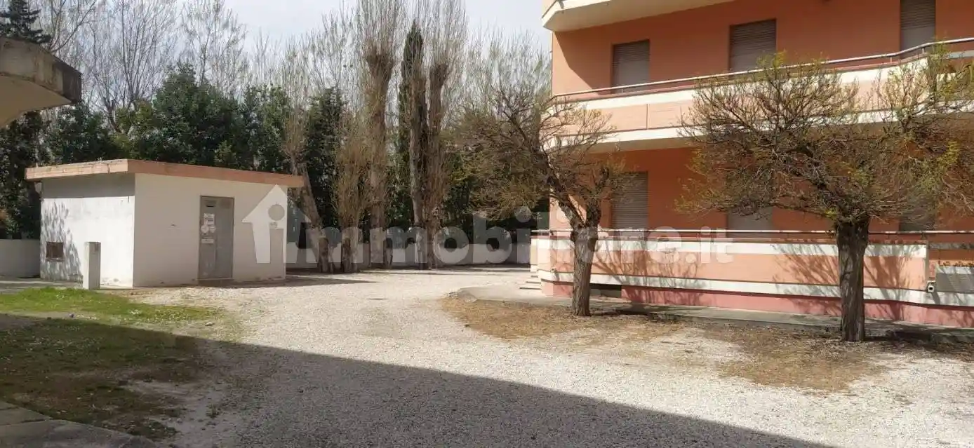 Bilocale via Sicilia 12, Lungomare Marconi, Alba Adriatica - foto 3