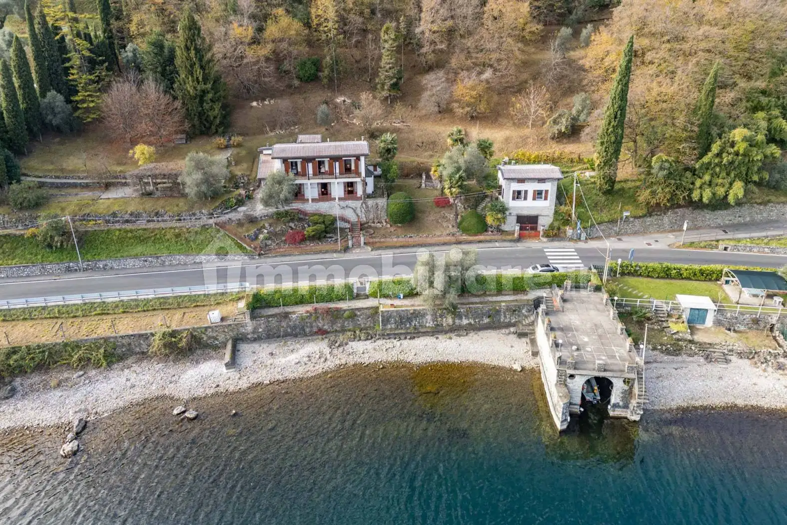 Villa in vendita a Oliveto Lario