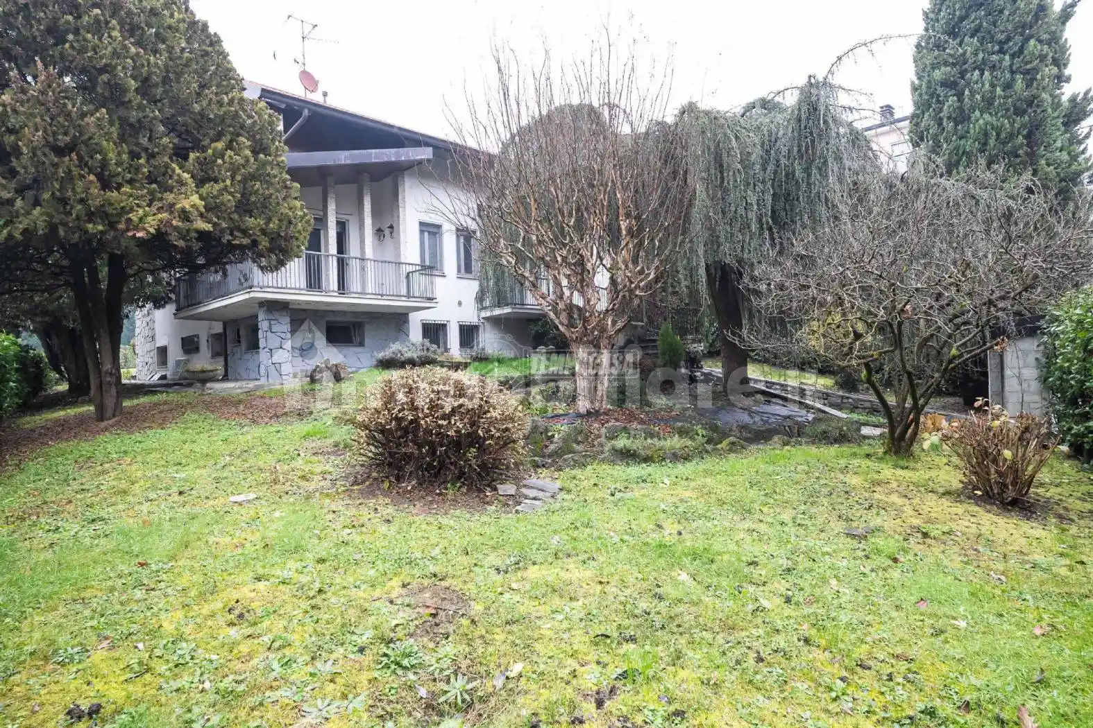 Villa in vendita a Oggiono