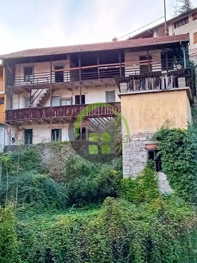 Casa indipendente in vendita a Vertova
