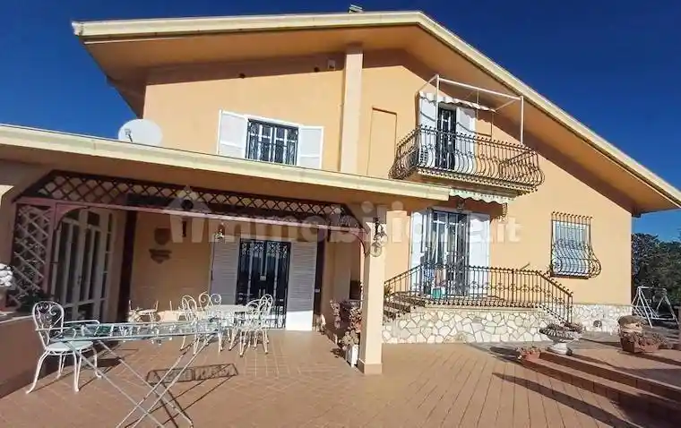 Villa in vendita a Ceprano