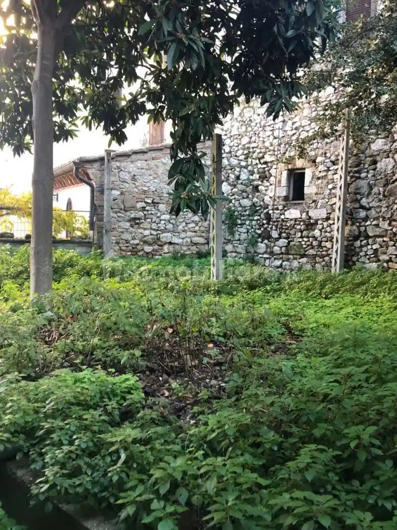 Casa indipendente in vendita a Amelia