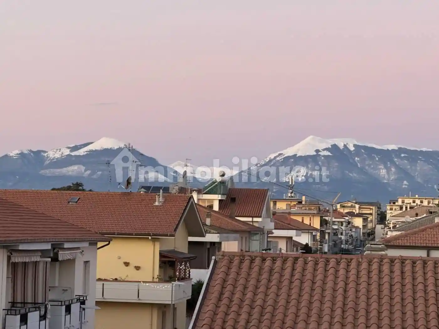 Trilocale via Firenze 44, Centro, Alba Adriatica - foto 2