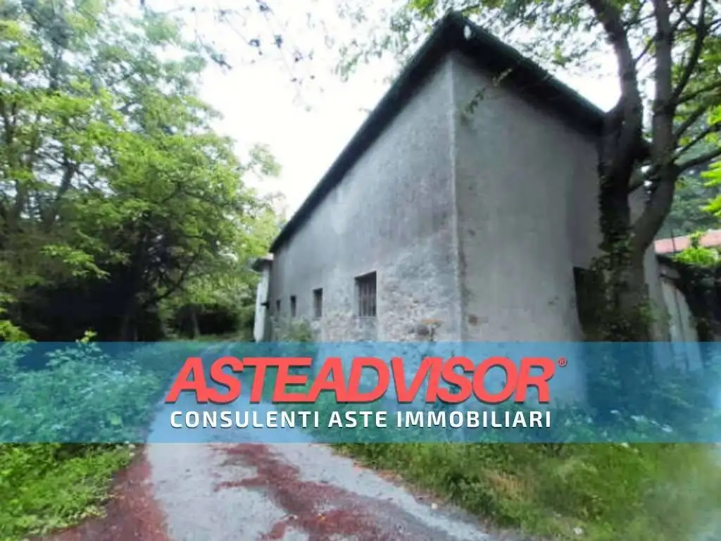 Casa indipendente in asta a Roccaverano