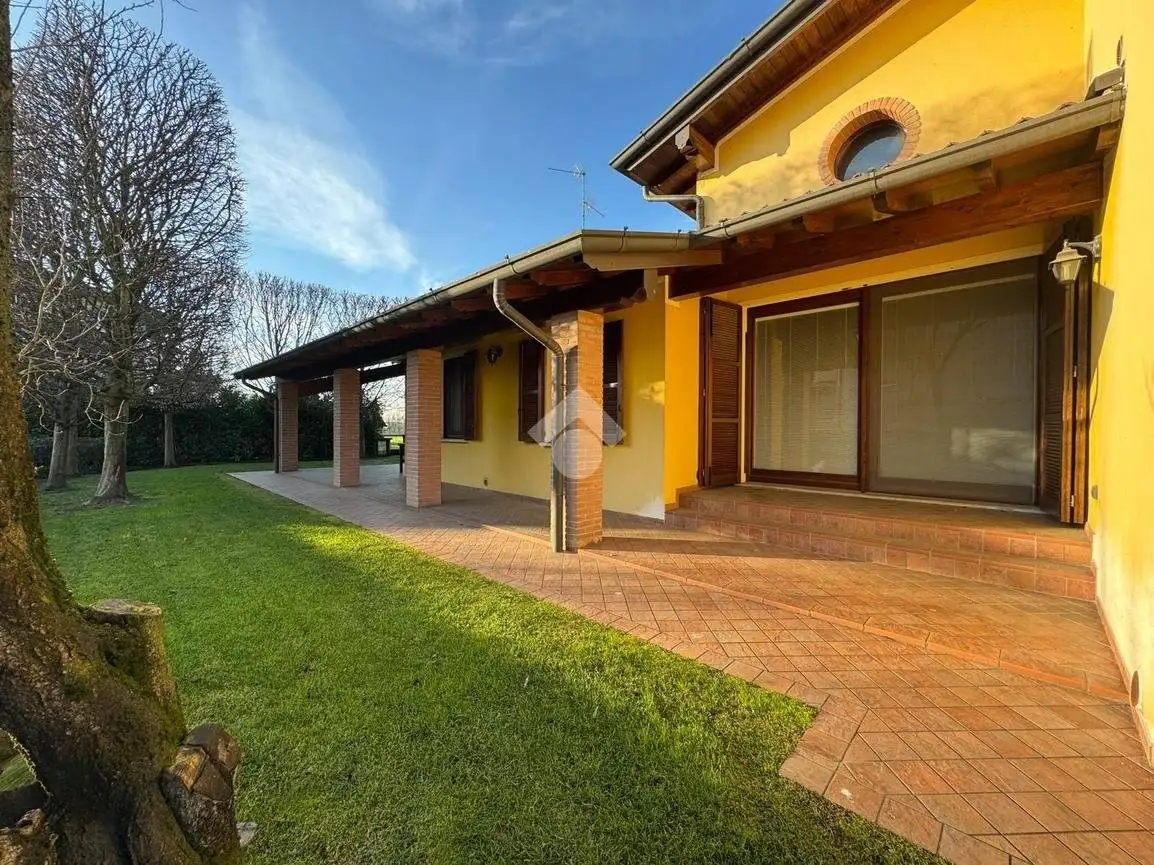 Villa in vendita a Campagnola Cremasca