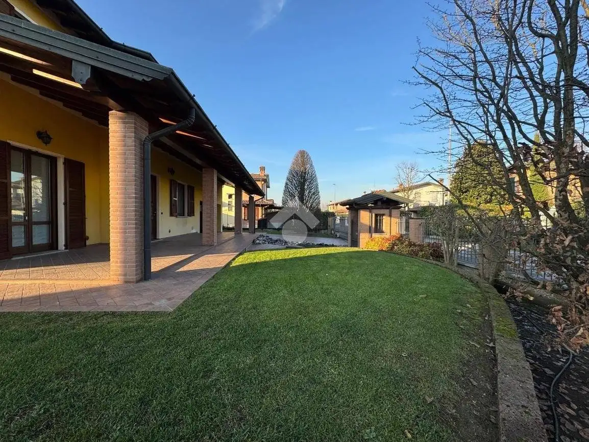 Villa unifamiliare via Eugenio Montale 17, Centro, Campagnola Cremasca - foto 2