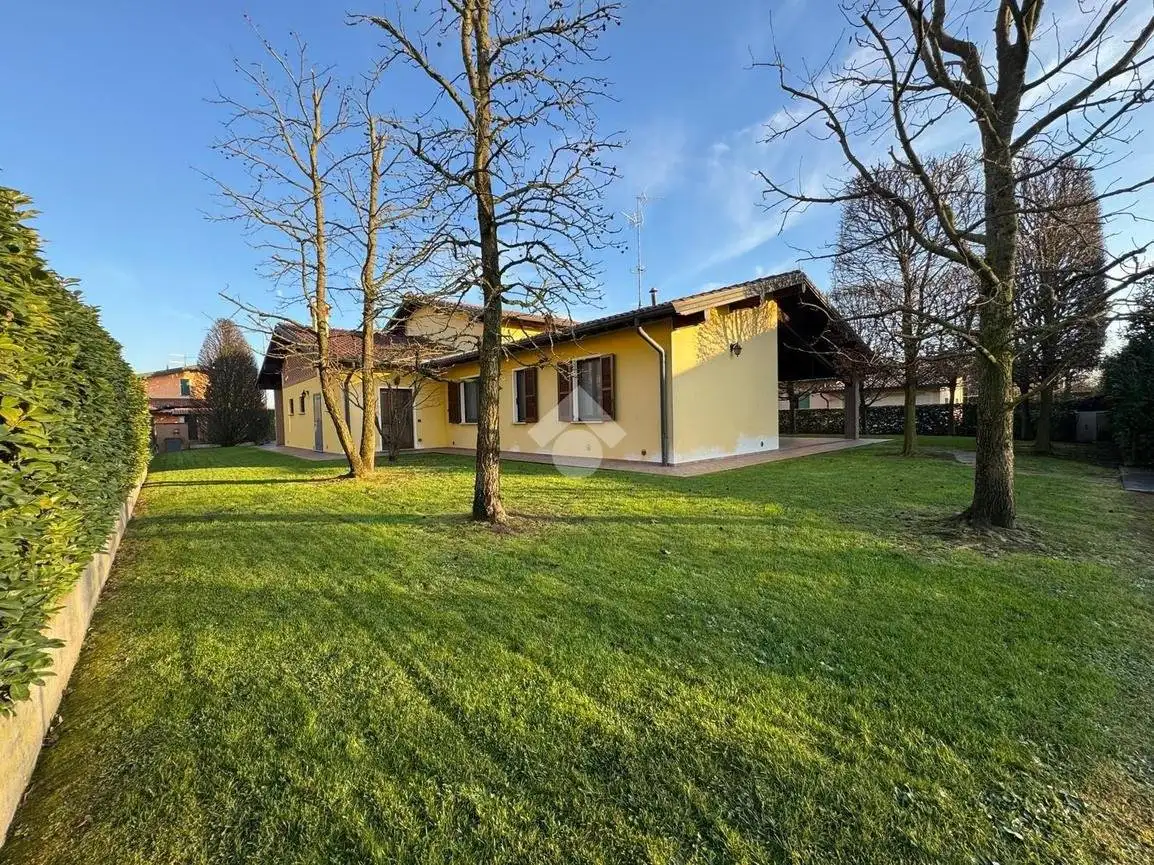 Villa unifamiliare via Eugenio Montale 17, Centro, Campagnola Cremasca - foto 3