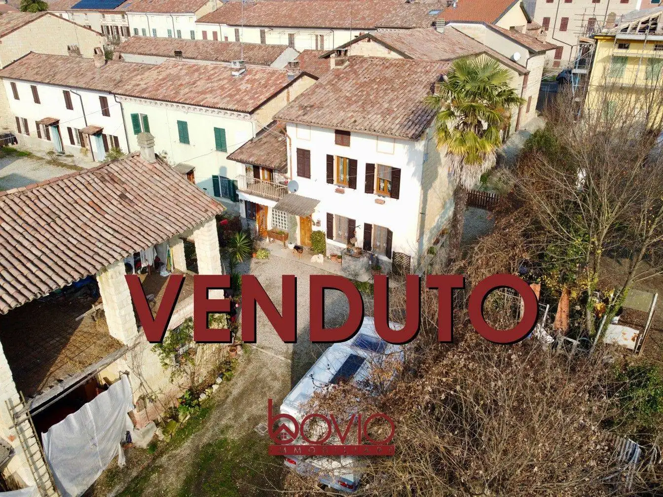 Casa indipendente in vendita a Cella Monte