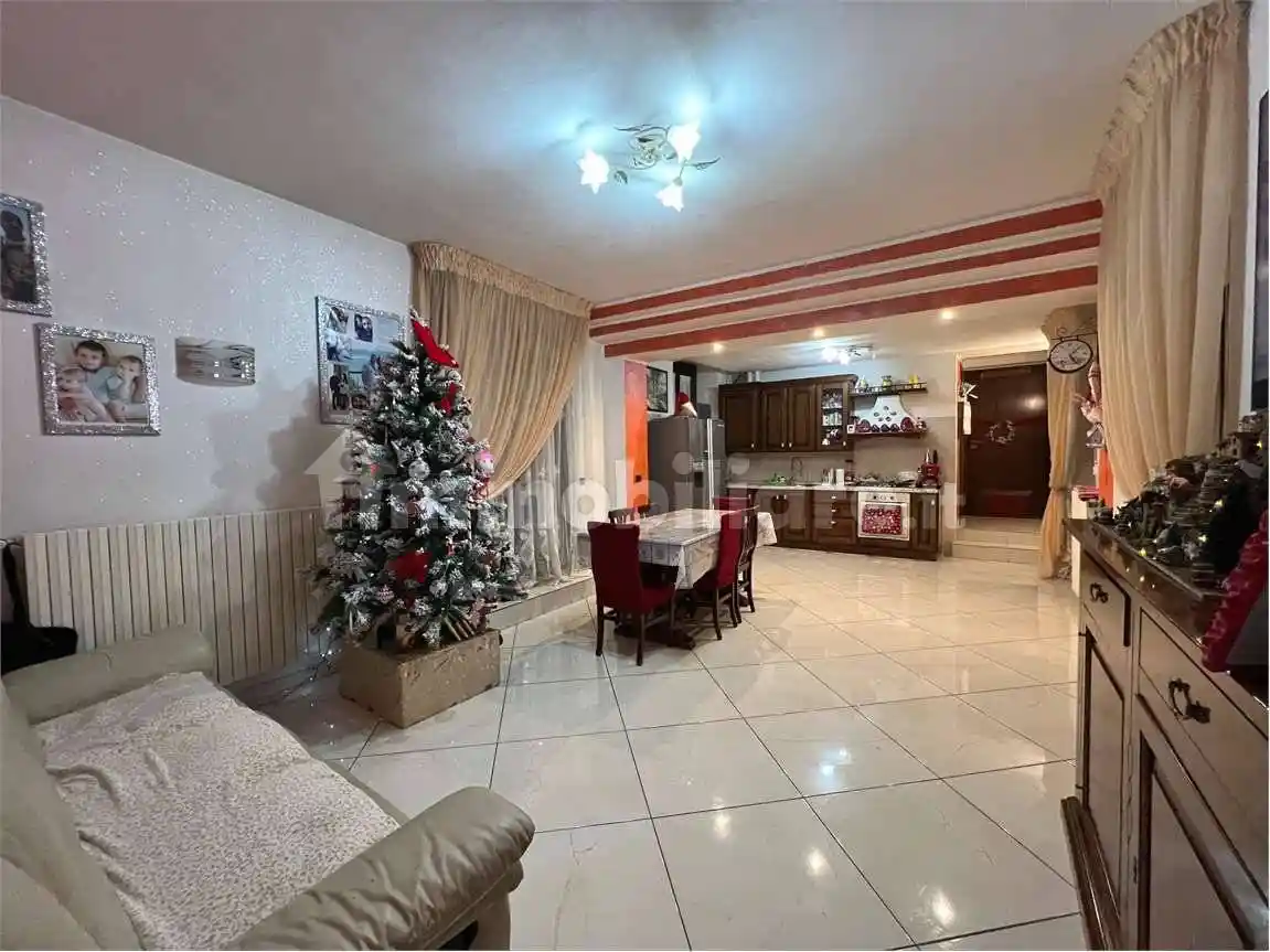 Appartamento in vendita a Borgomanero