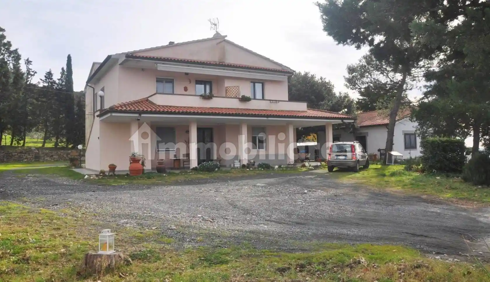 Villa in vendita a Castellina Marittima