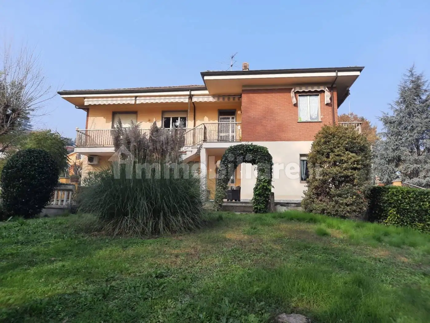 Villa in vendita a Pietra Marazzi