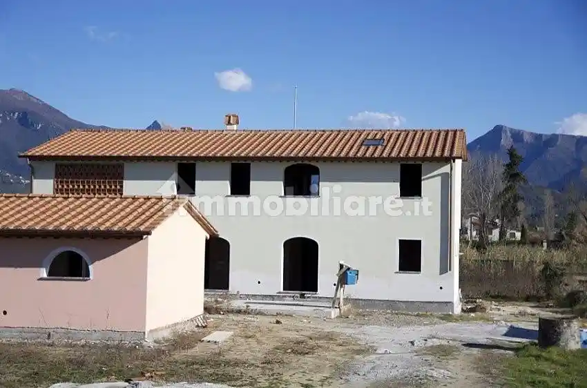 Rustico - Casale in vendita a Camaiore