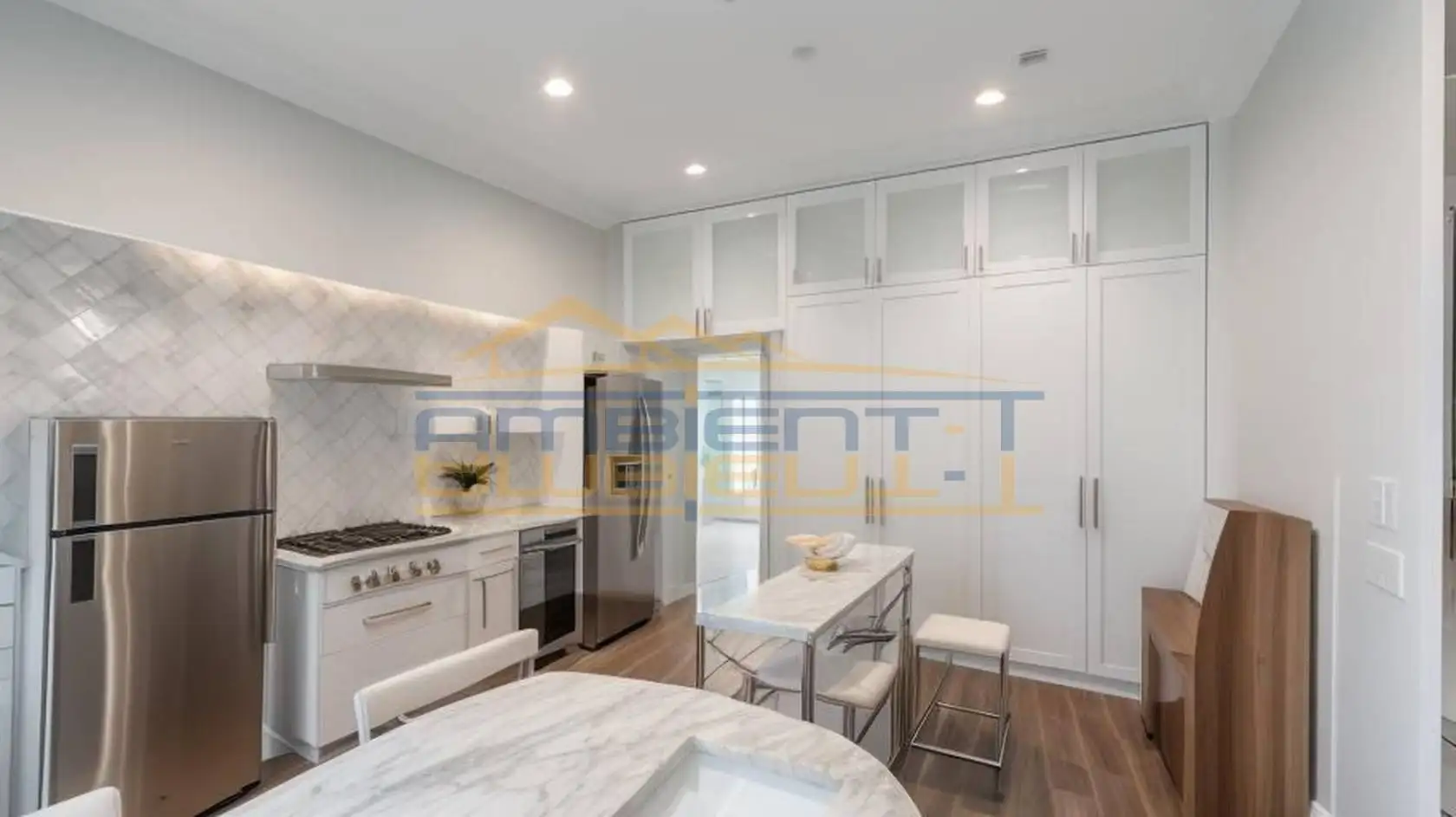 Palazzo - Edificio in vendita a Airuno