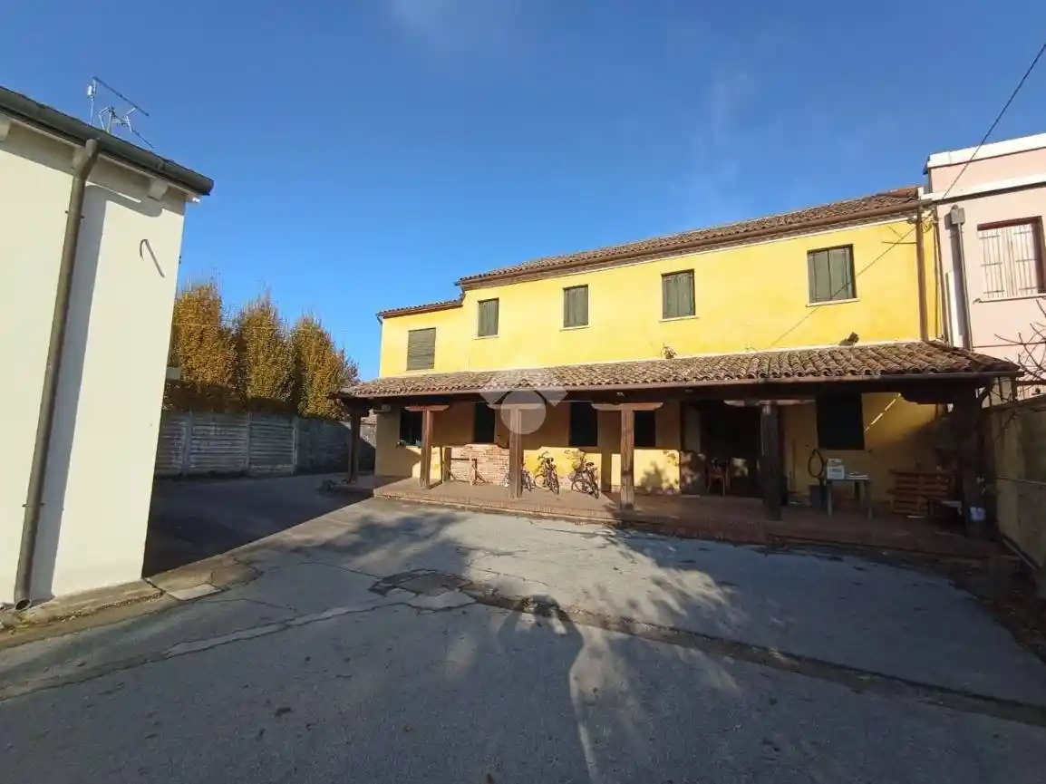 Casa indipendente in vendita a Bagnoli di Sopra