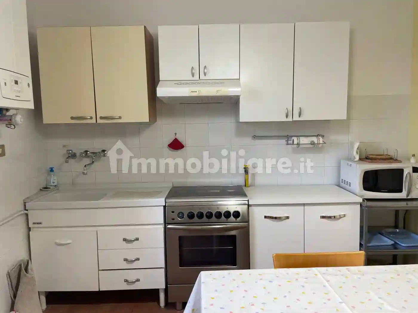 Trilocale via Costanza Varano 28, Centro, Camerino - foto 4