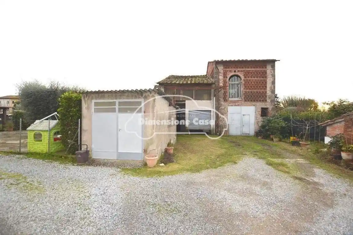 Rustico - Casale in vendita a Capannori