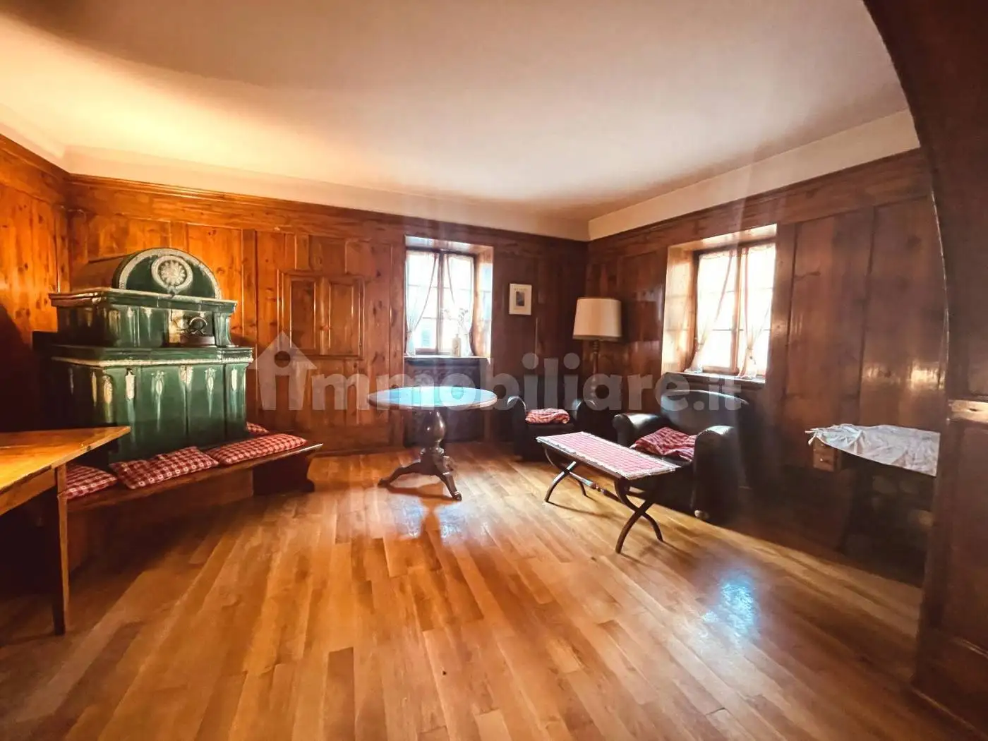 Palazzo - Edificio in vendita a Sanzeno