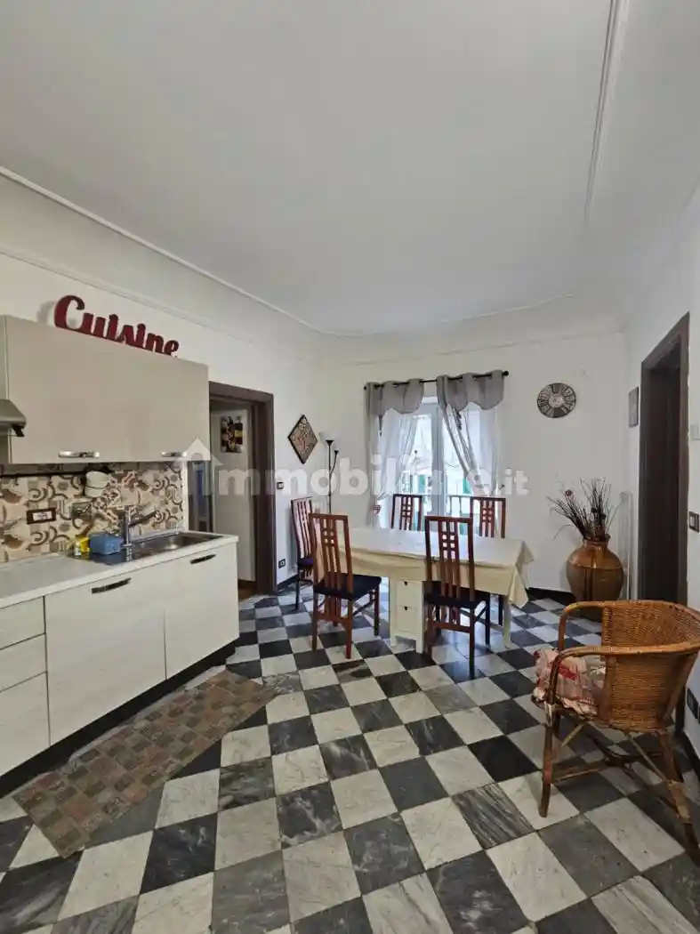 Appartamento in affitto a Genova
