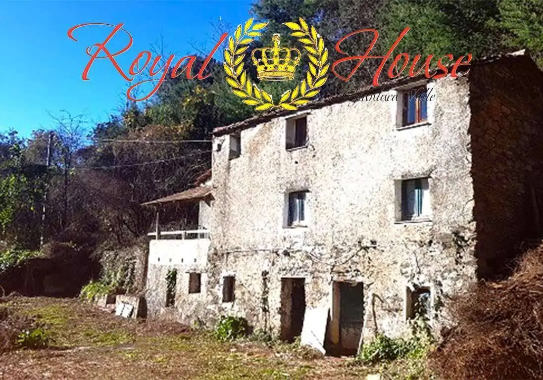 Rustico - Casale in vendita a Varazze