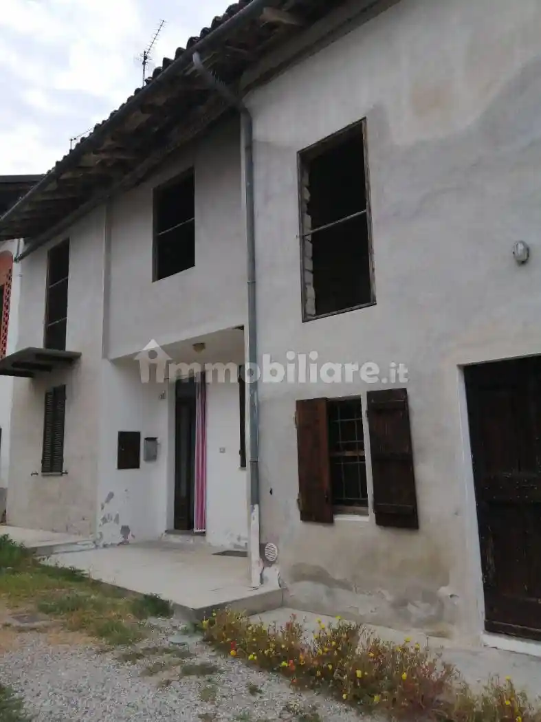 Rustico - Casale in vendita a Camino