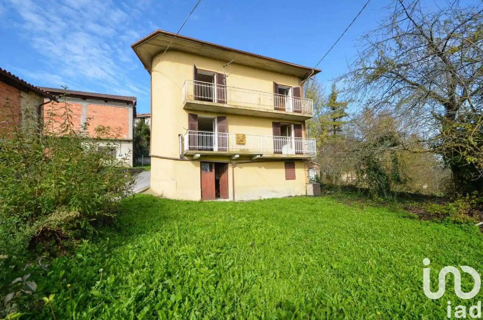 Casa indipendente in vendita a Mombarcaro