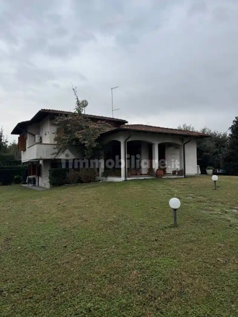 Villa in affitto a Forte dei Marmi