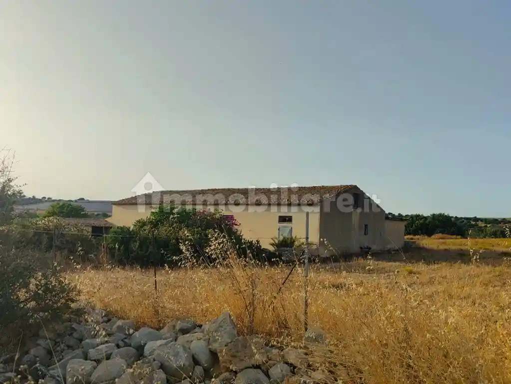 Rustico - Casale in vendita a Ragusa