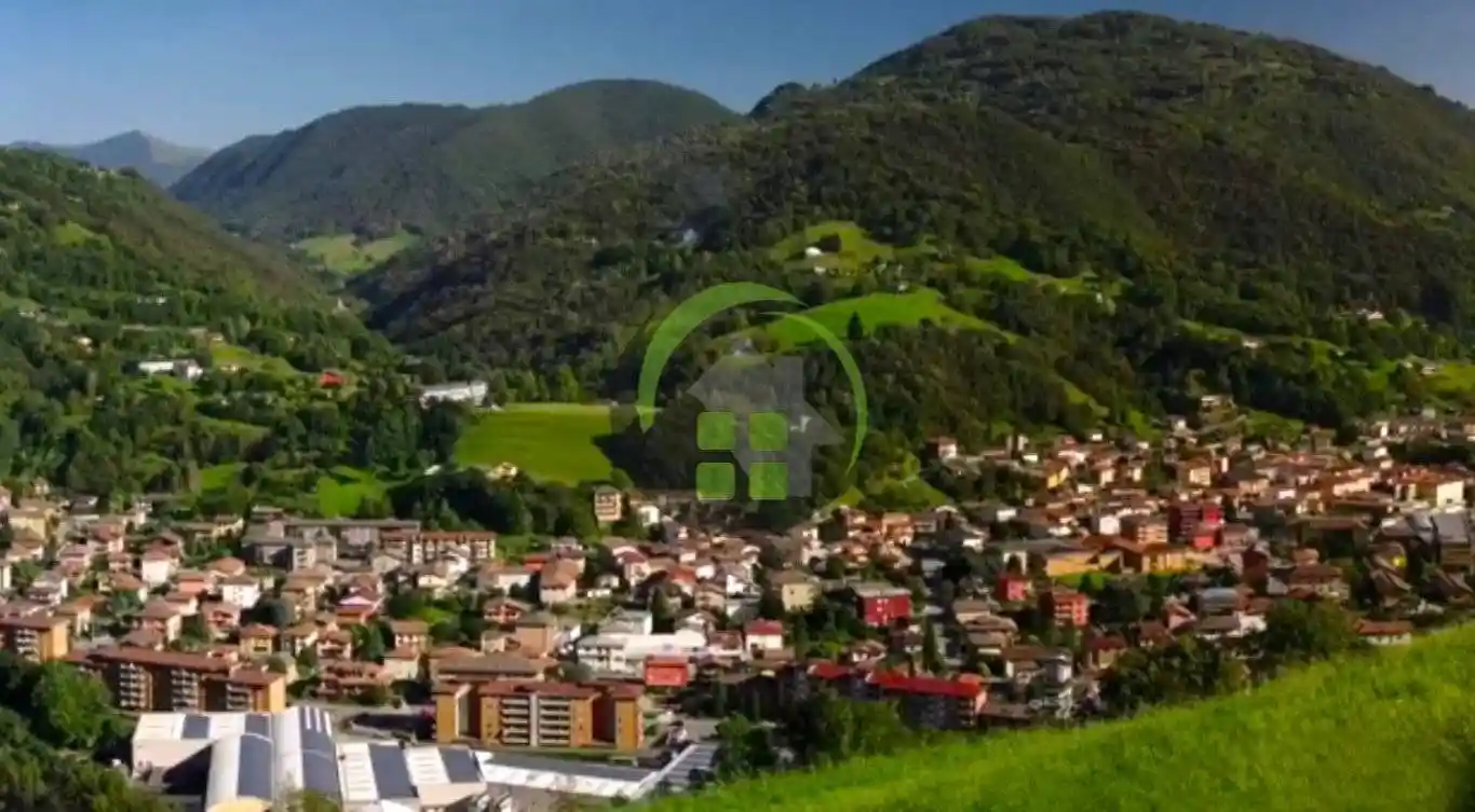 Villa in vendita a Cene