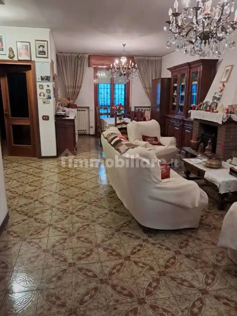 Villetta a schiera in vendita a Modena