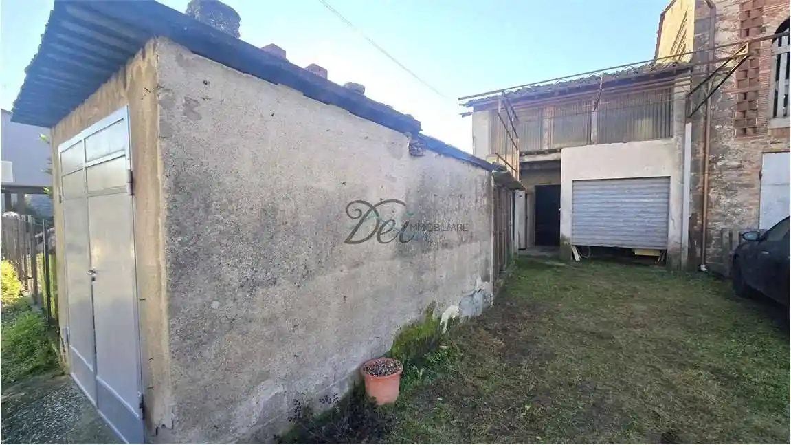 Rustico - Casale in vendita a Capannori