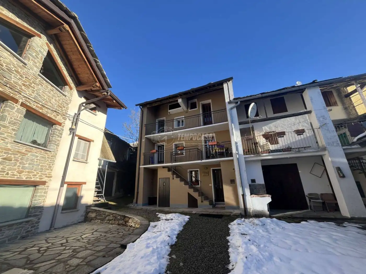 Casa indipendente in vendita a Frassinetto