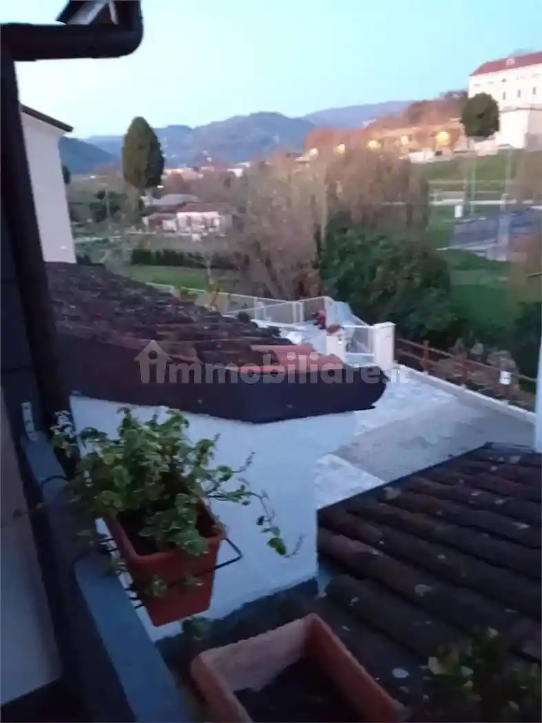 Casa indipendente in vendita a Sarzana