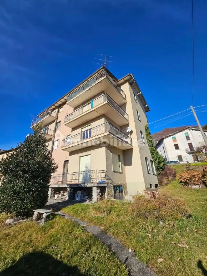 Casa indipendente in vendita a Sormano