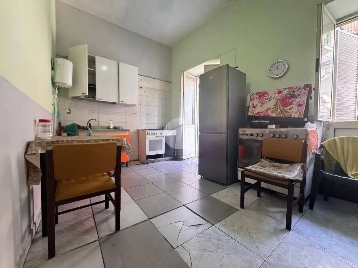 Appartamento in vendita a Napoli