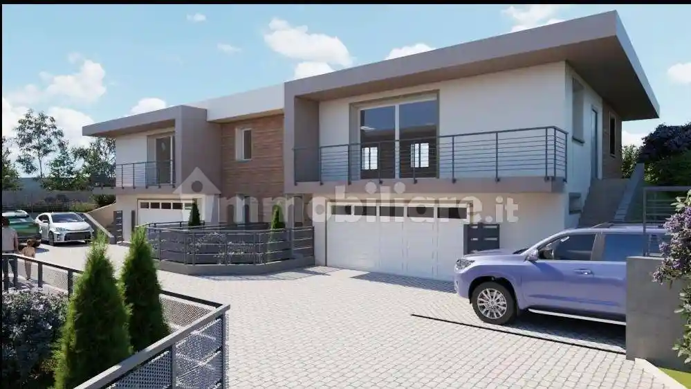 Villa in vendita a Gavirate