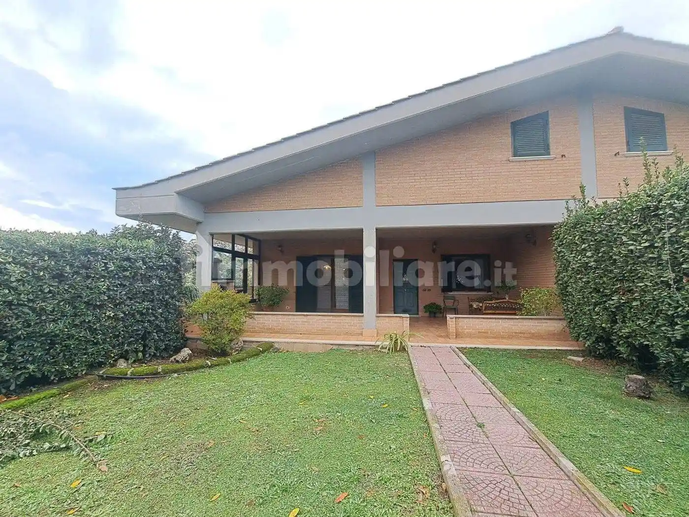 Villa in vendita a Pomezia