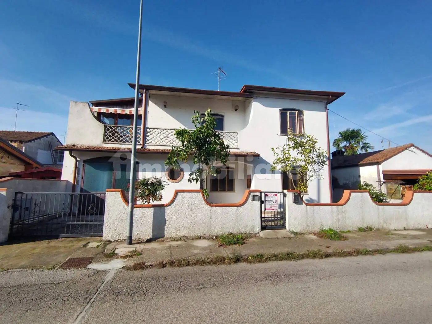 Villa in vendita a Goro