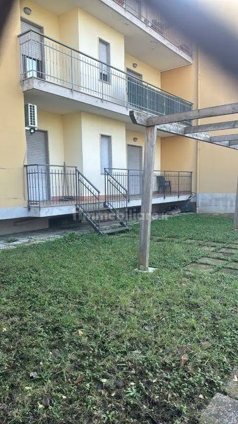 Appartamento in vendita a Dugenta