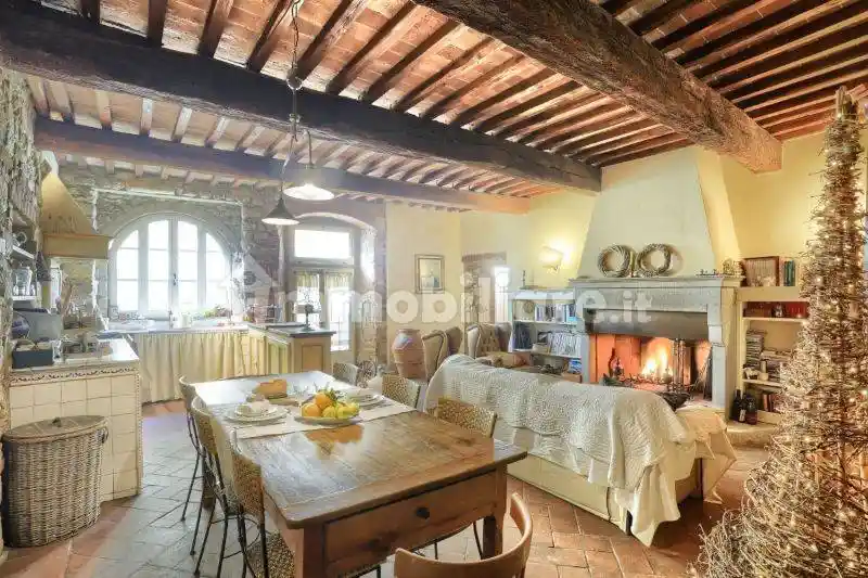 Casa indipendente in vendita a Rosignano Marittimo