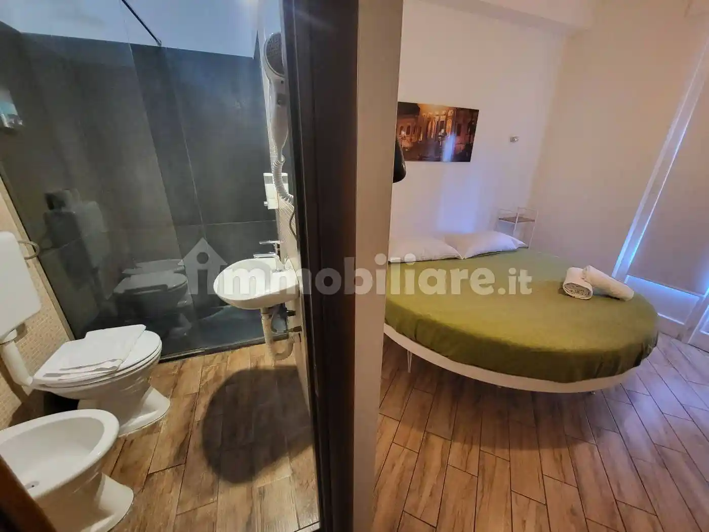 Palazzo - Edificio in vendita a Palermo