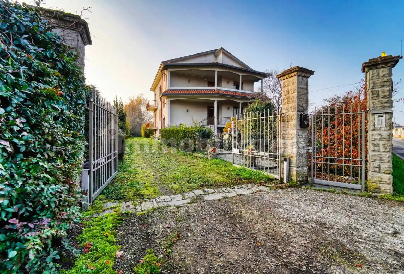 Villa in vendita a Limido Comasco