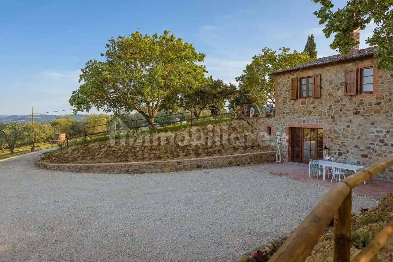Rustico - Casale in vendita a Sinalunga
