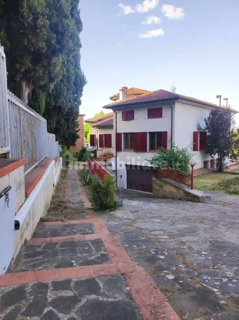 Villa in vendita a Sinalunga