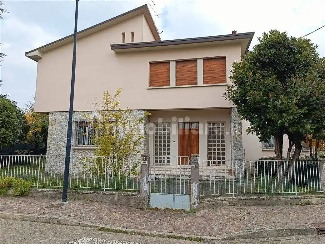 Villa in vendita a Riolo Terme