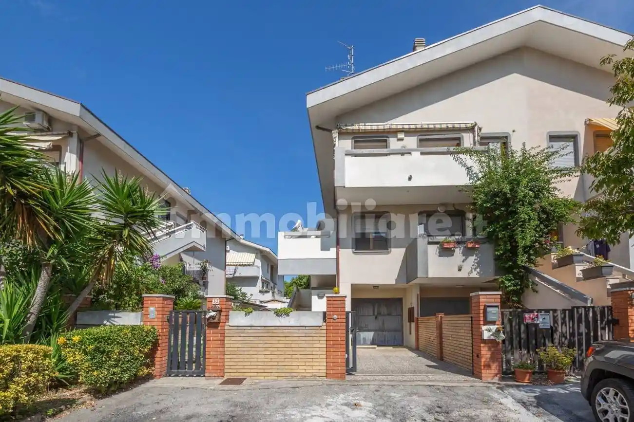 Villa bifamiliare via tommaso bruni 32, Centro, Francavilla al Mare - foto 2