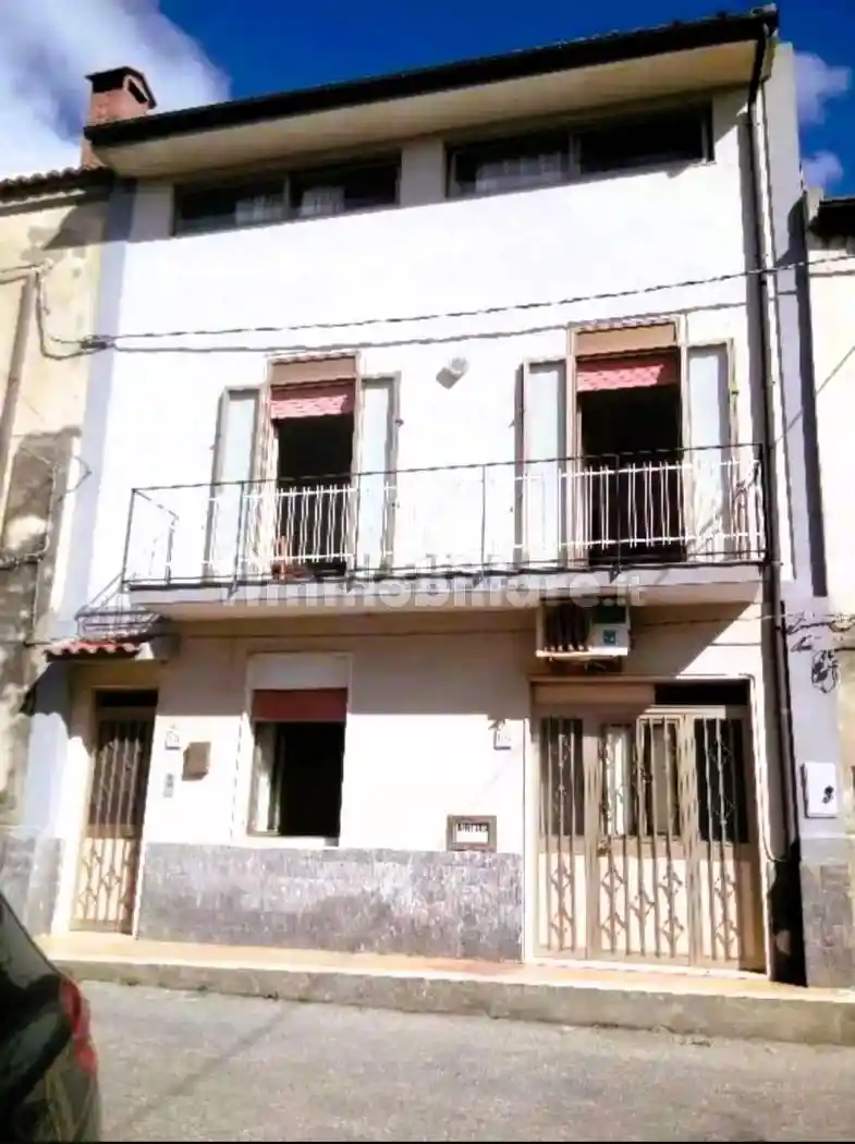 Casa indipendente in vendita a Rometta