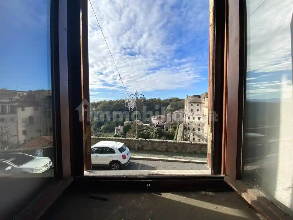 Appartamento in vendita a Cave